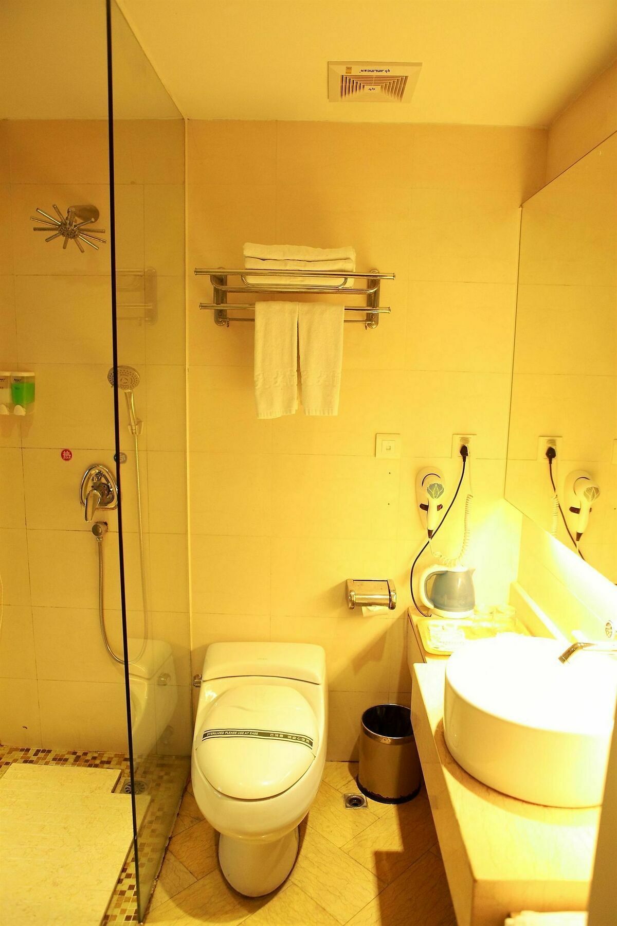 Bluesky Hotel 広州 エクステリア 写真